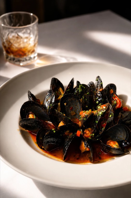 Mussels in a spicy tomato sauce